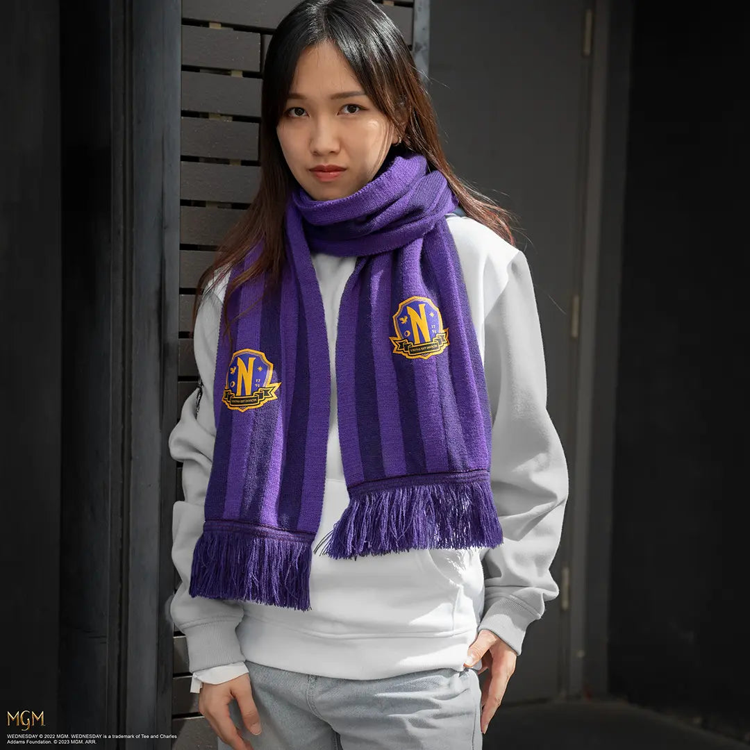 Echarpe Nevermore Academy violette - Wednesday