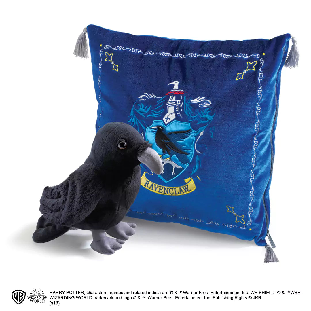 Peluche et coussin de la maison Serdaigle
