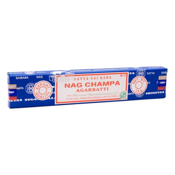 Boîte d’encens Satya Nag Champa 15g, bâtonnets indiens aux senteurs florales et boisées, parfaits pour la méditation et la purification.