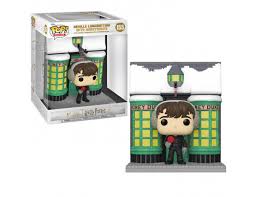 Figurine Pop! de Neville Londubat avec sucette devant Honeydukes – décor Harry Potter