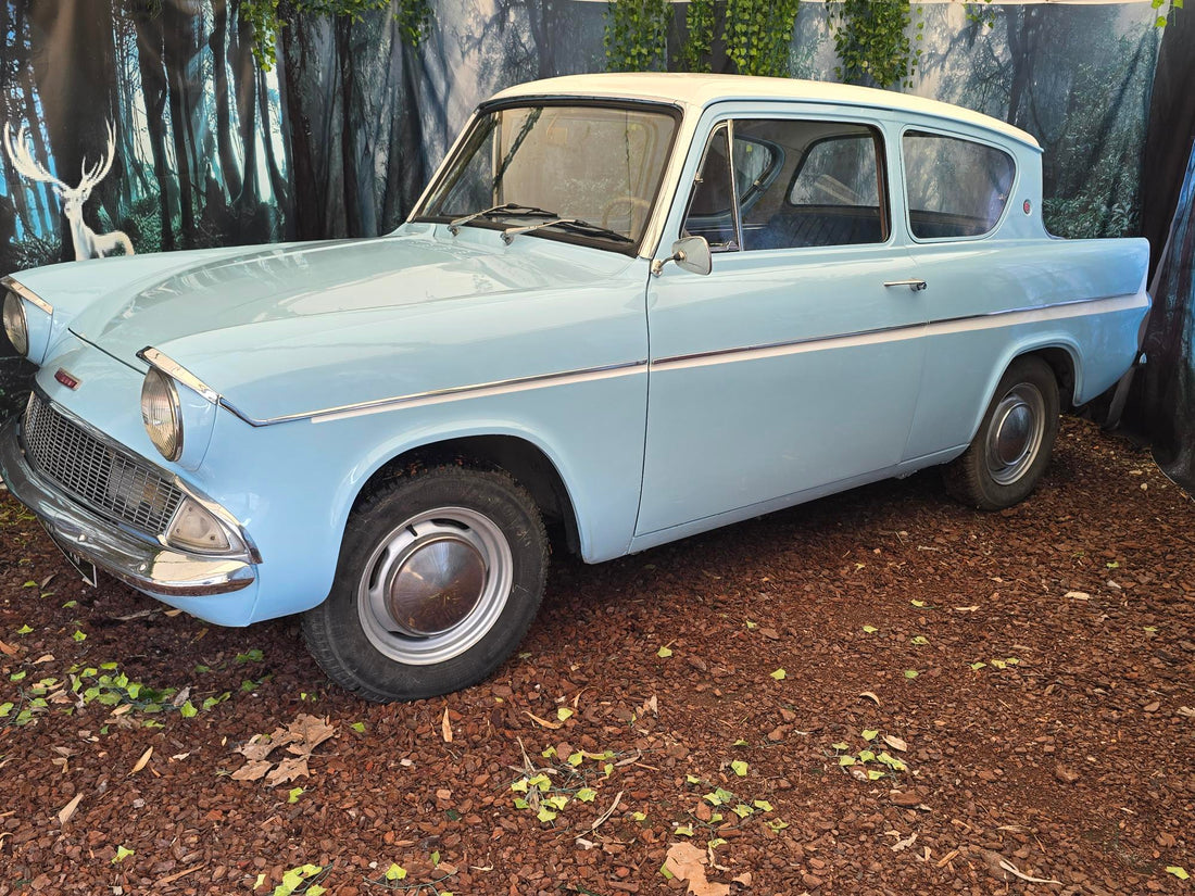 Transformation de la Ford Anglia