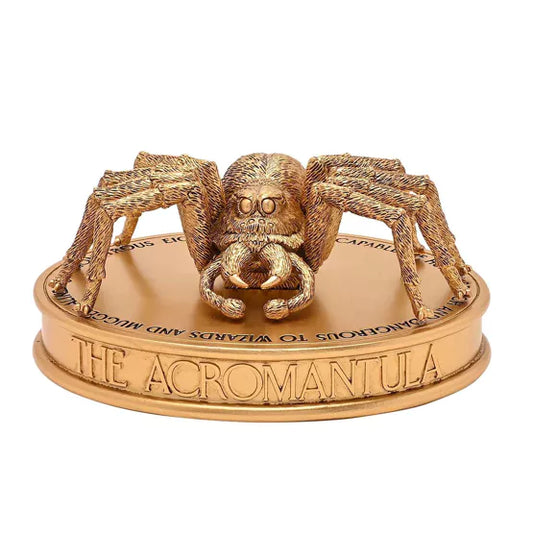 Figurine Aragog dorée Harry Potter représentant la célèbre Acromentule sur un socle The Acromantula.