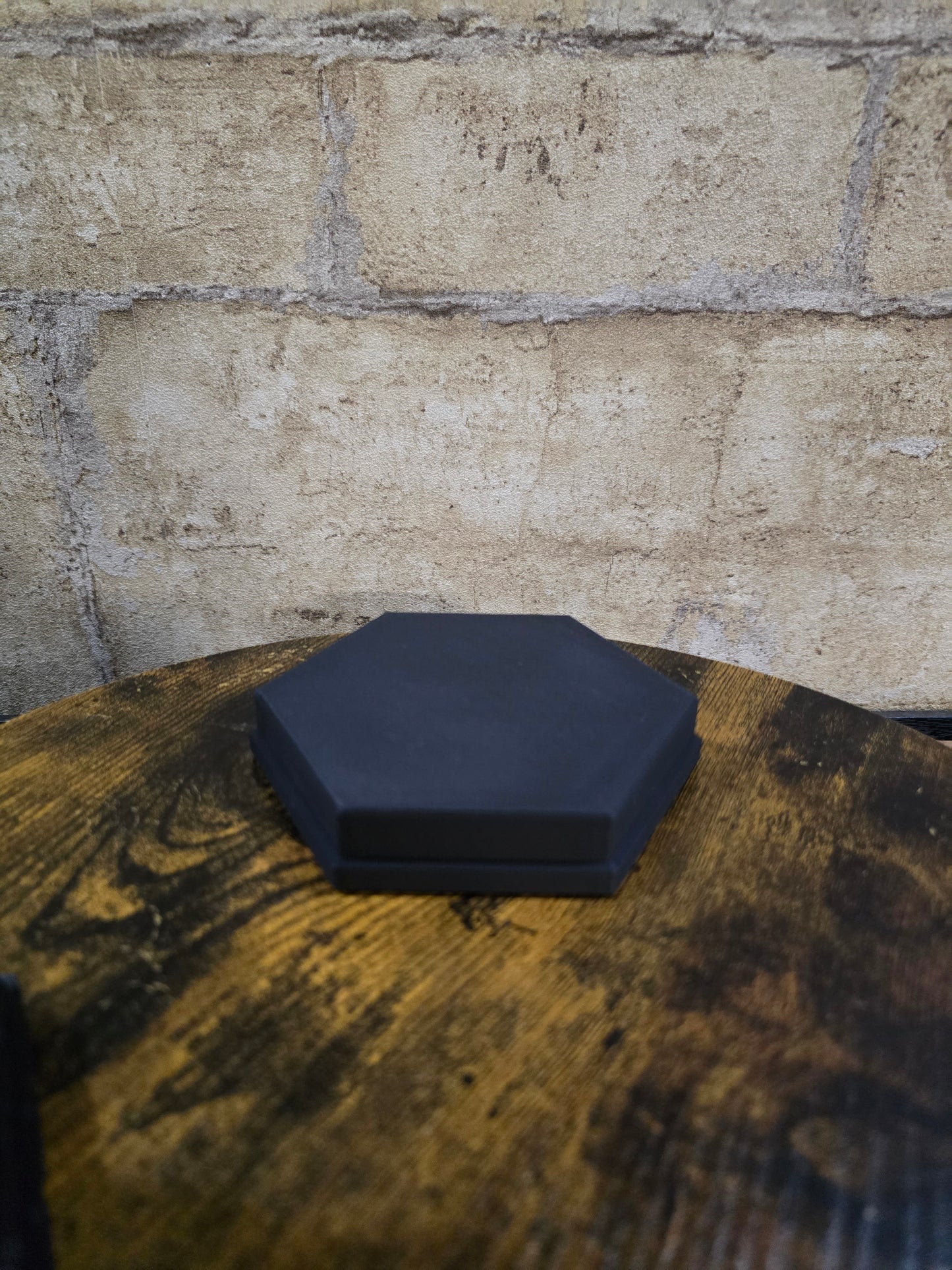 Grand socle de 12 cm pour collectors fabriqué en impression 3D par Baguettes & Sortilèges