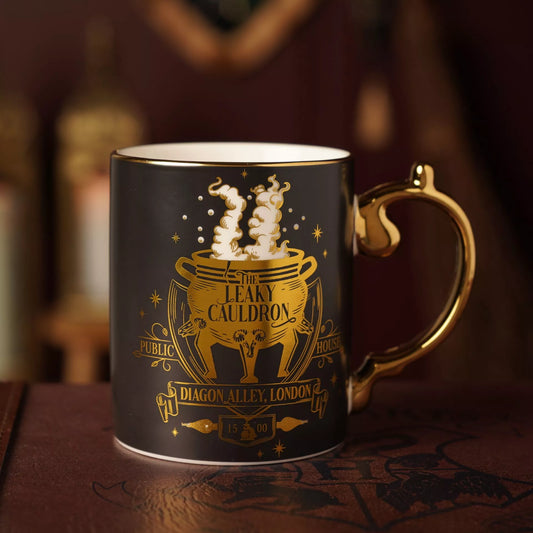 mug chaudron baveur harry potter tasse noire doree
