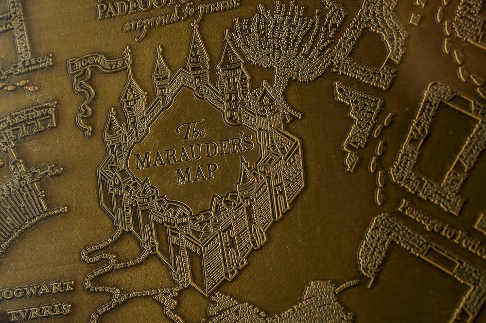 Carte du Maraudeur en Métal Doré Numérotée – Harry Potter